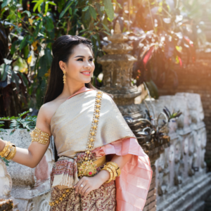 Thai Costume Experience with Tuktuk Ride in The Old City