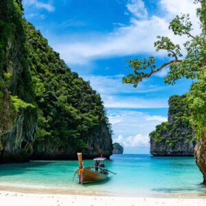 Early Bird – Phi Phi Islands Sunrise Tour *Join small group