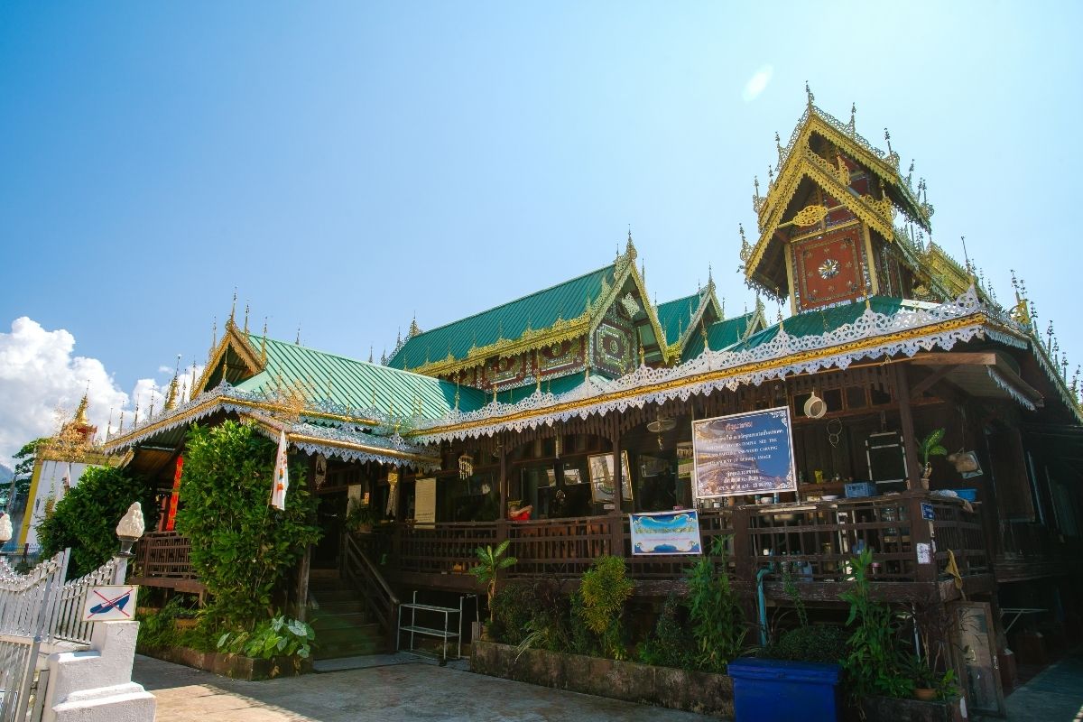 Wat Hua Wiang, a Burmese-style temple in Mae Hong Son, Thailand