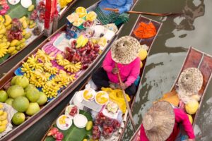 Weekend Local Floating Markets - Taling Chan and Lad Mayom